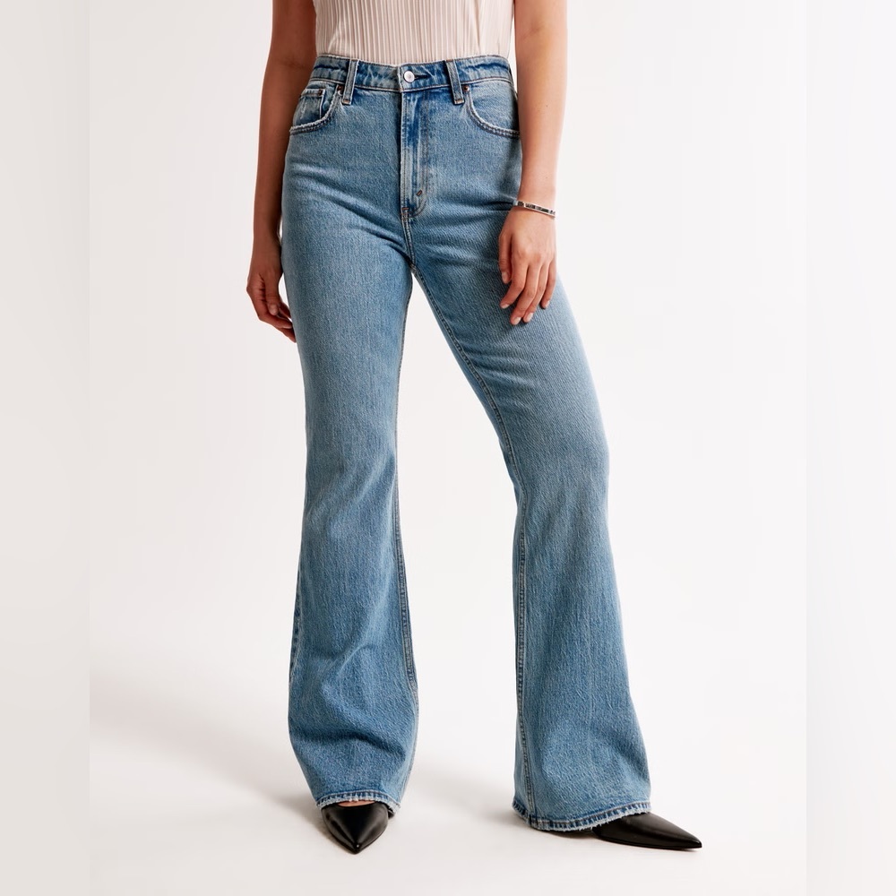 Abercrombie & Fitch The Vintage Flate High Rise Curve Jeans